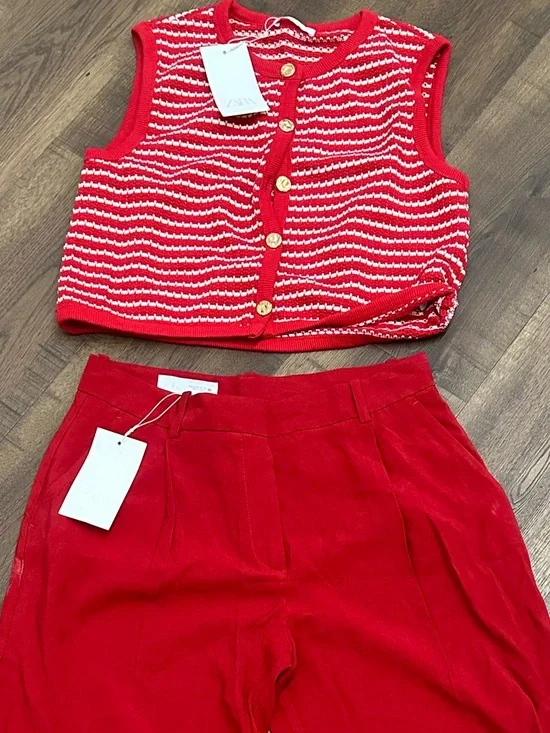 Zara Red High-Waist Wide-Leg Trousers and knit vest - Picture 1 of 7